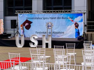 Inchiriere podium